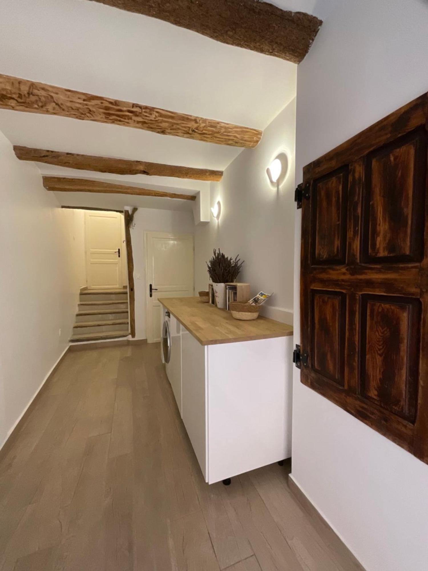 Zofia Appartements - Duplex Avec Terrasse #2 Мустье-Сент-Мари Экстерьер фото